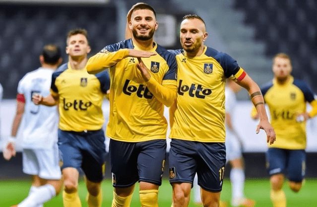 他在做我和 他在做我和