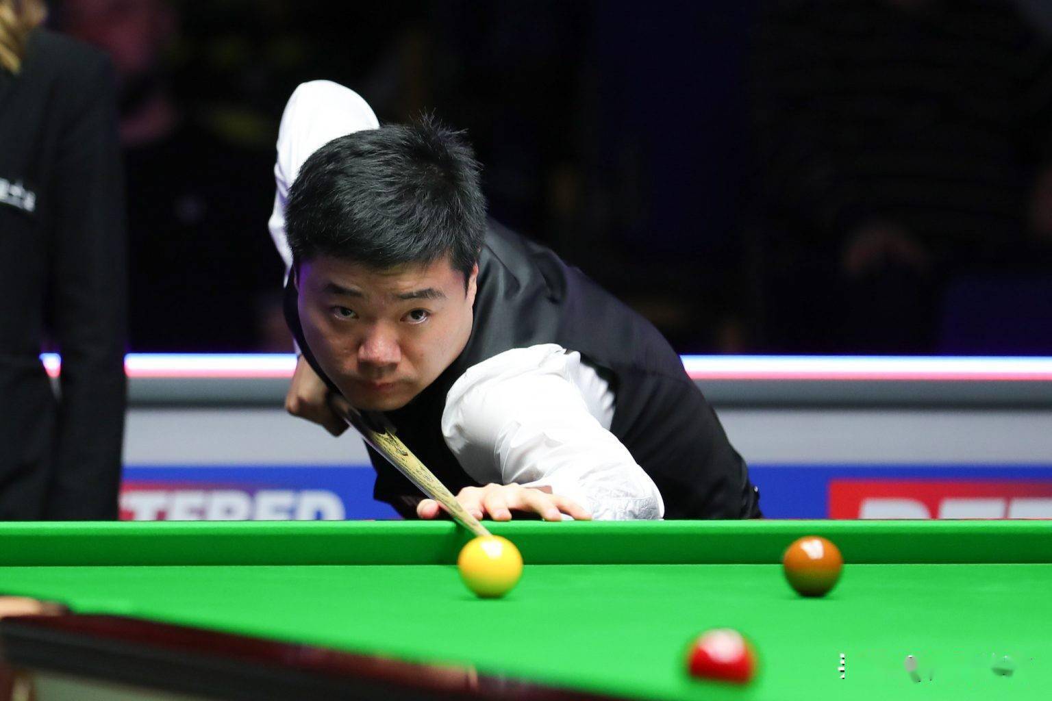 了深刻的反 了深刻的反