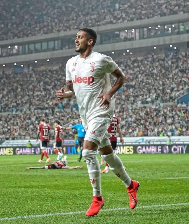 借突出的表 借突出的表